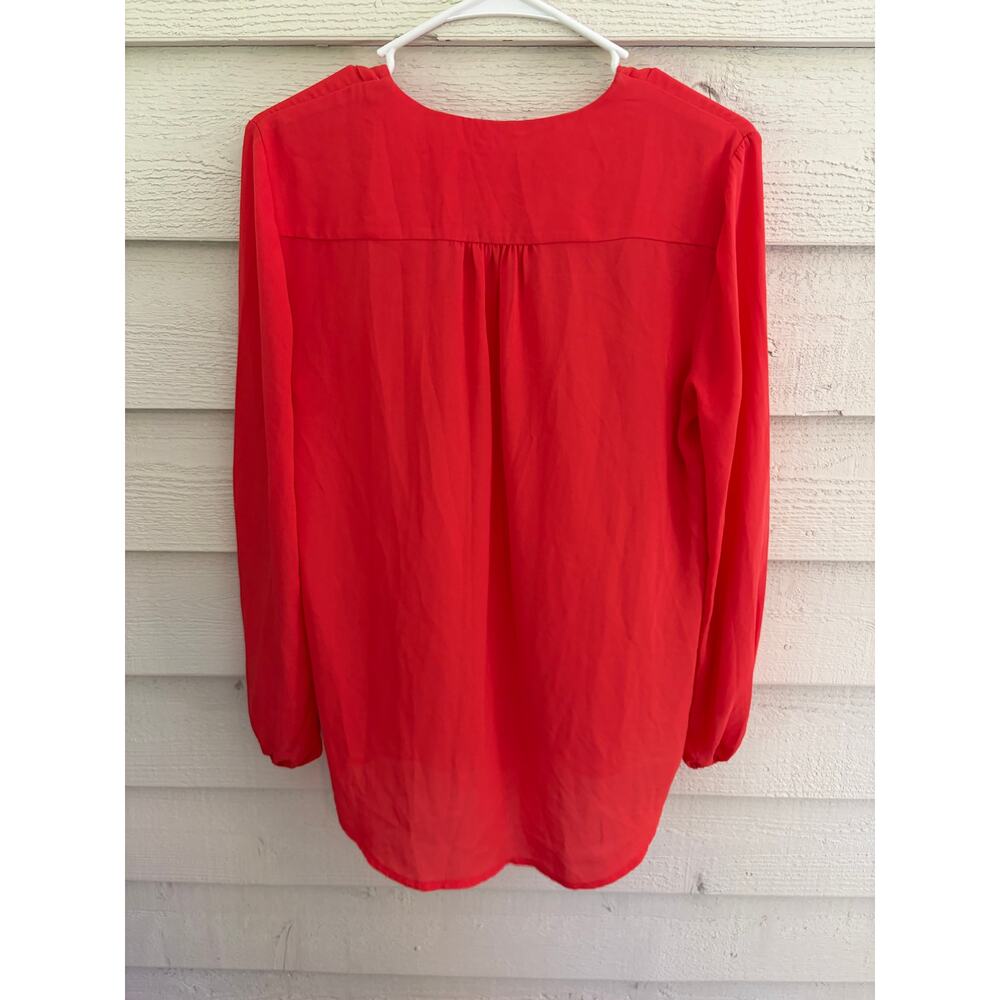 Bellatrix Coral Pink Blouse – Size Medium – Lightweight V-Neck Long Sleeve Top - Picture 5 of 5